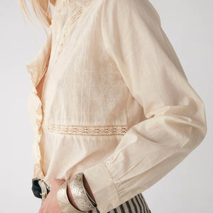 MASION HOTEL- Victorian ivory blouse