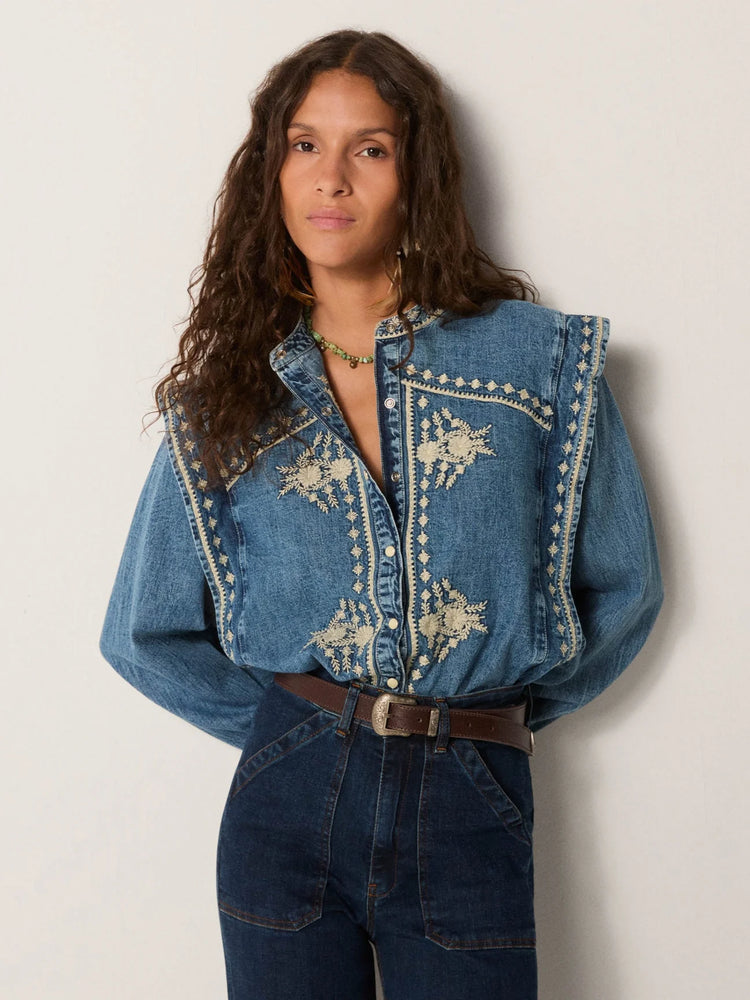 MAISON HOTEL-Narciso Blouse - Light Blue