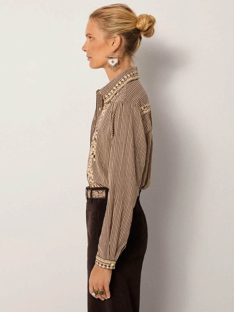 MAISON HOTEL-Bebo Blouse - Cohiba Tobbaco