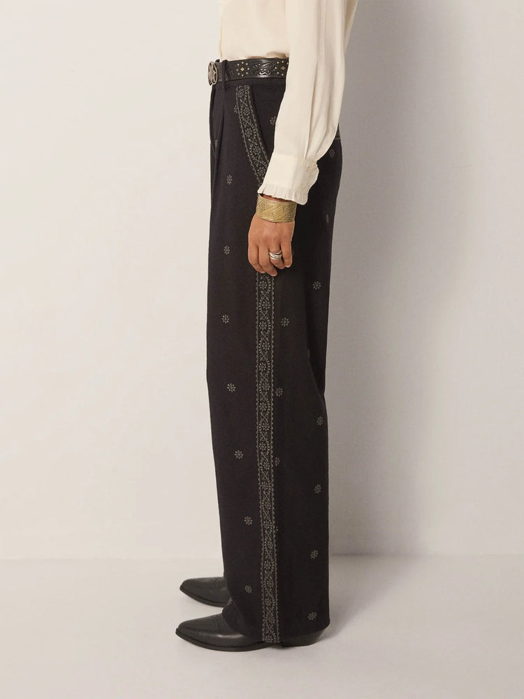 MAISON HOTEL-Diego Pant - Charro Black