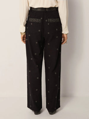 MAISON HOTEL-Diego Pant - Charro Black