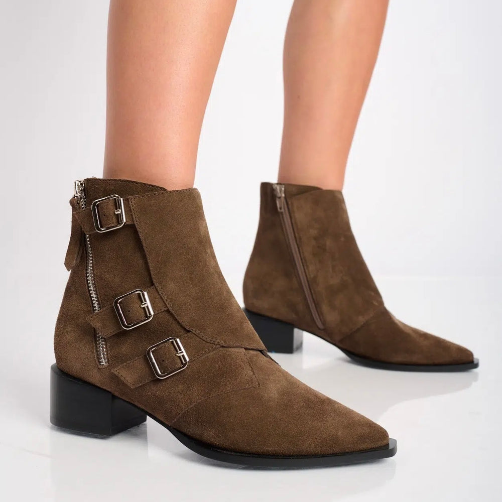 JEFFRY CAMPBELL-DUCKI